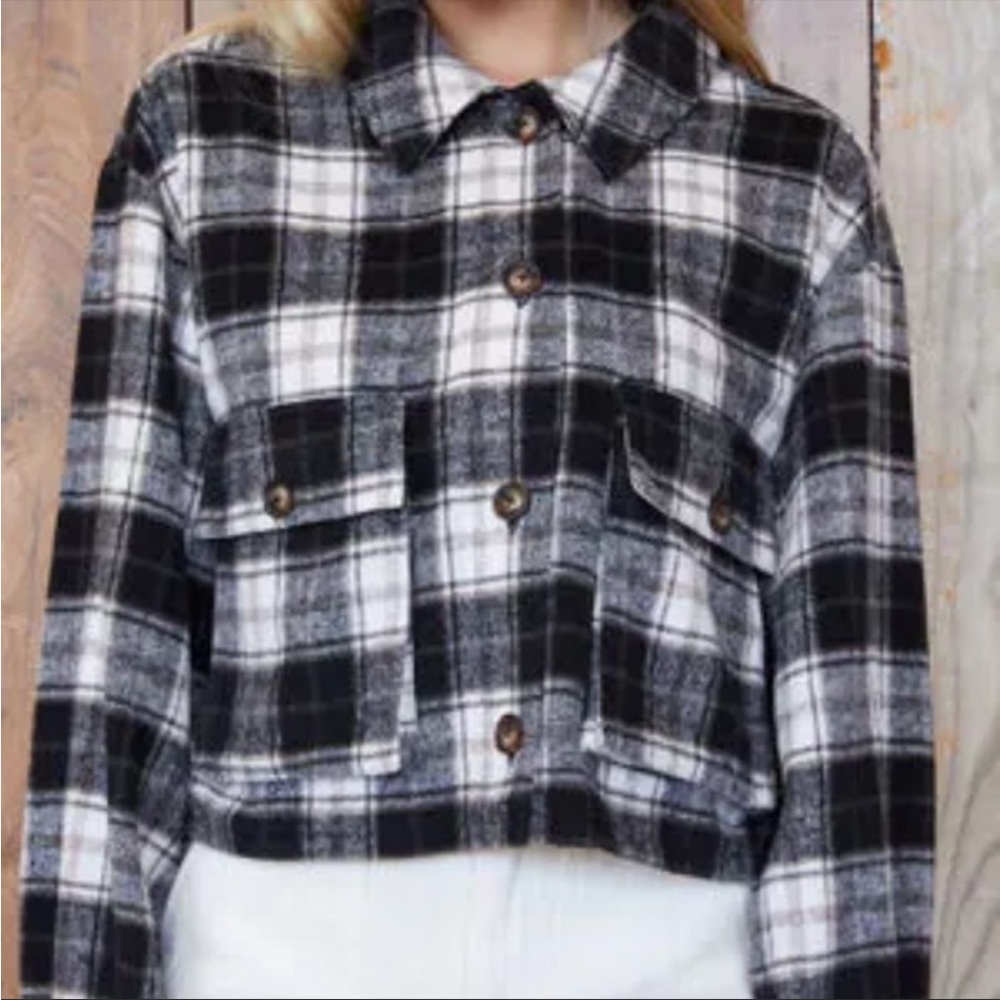 PacSun Black and White Plaid Cropped Shacket
